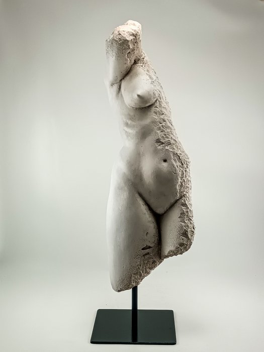 Figur - Frammento di Venere - Scagliola och marmordamm