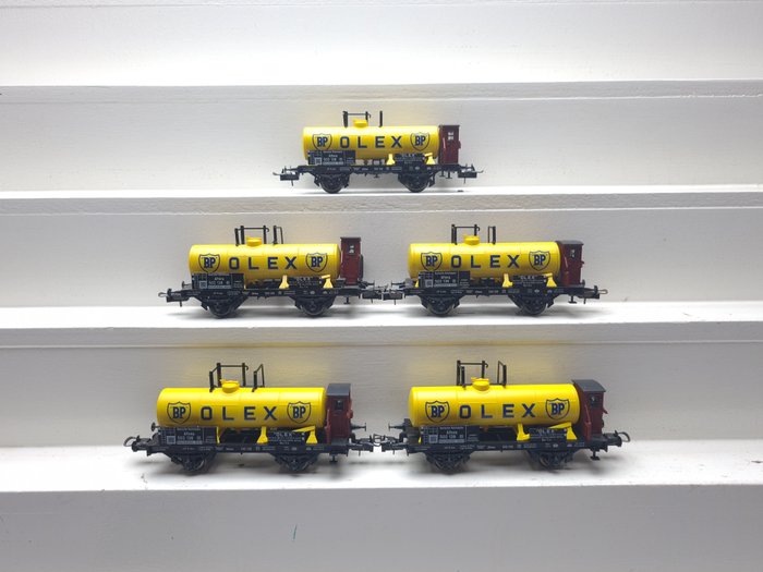 Trix H0 - 52 3638 00 - Vagón de tren de mercancías a escala (5) - 5 vagones cisterna BP 'OLEX' - DR (DDR)