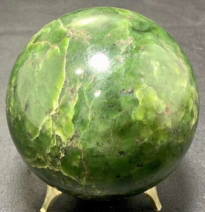 Néphrite Sphère - Hauteur : 95 mm - Largeur : 95 mm- 1144 g - (1)