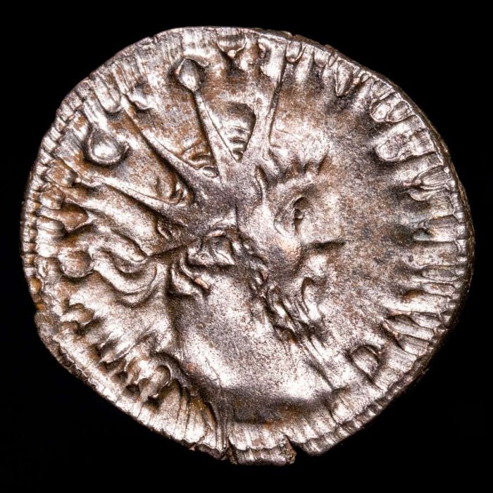 Romerska riket. Victorinus (AD 269-271). Antoninianus Cologne mint, struck A.D. 269. AEQVITAS AVG, Aequitas standing left, holding scales and cornucopia.