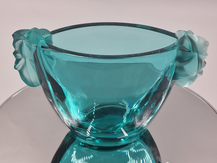 Sevres - Vase -  Dickwandig mit abstrakten Tannenzapfen  - Kristall