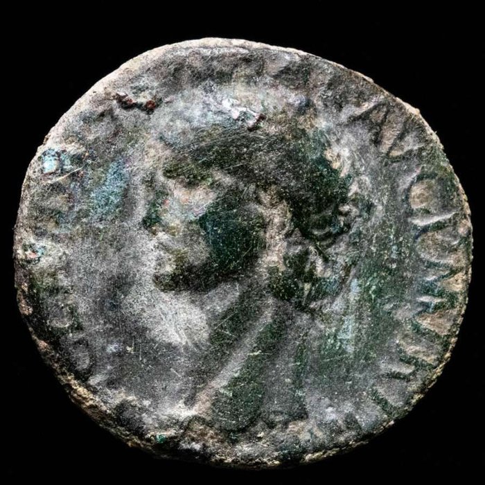 罗马帝国. 克劳迪斯 （公元 41-54）. As from Rome mint 41-50 AD - Minerva, hurling javelin and holding round shield