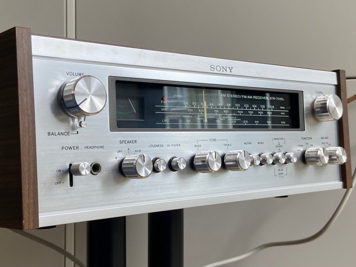 Sony - STR-7035 Solid state stereomottagare