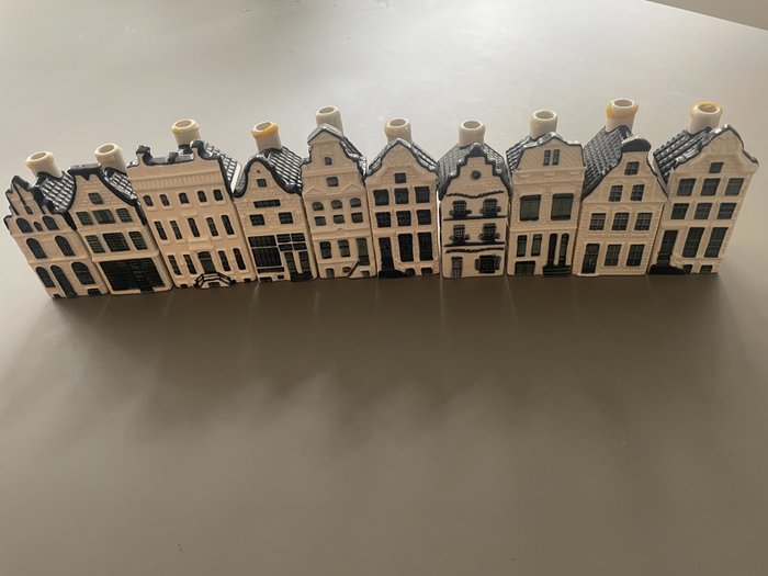 Bols - Figura miniatura - Dez casas KLM Delft Blue, faiança
