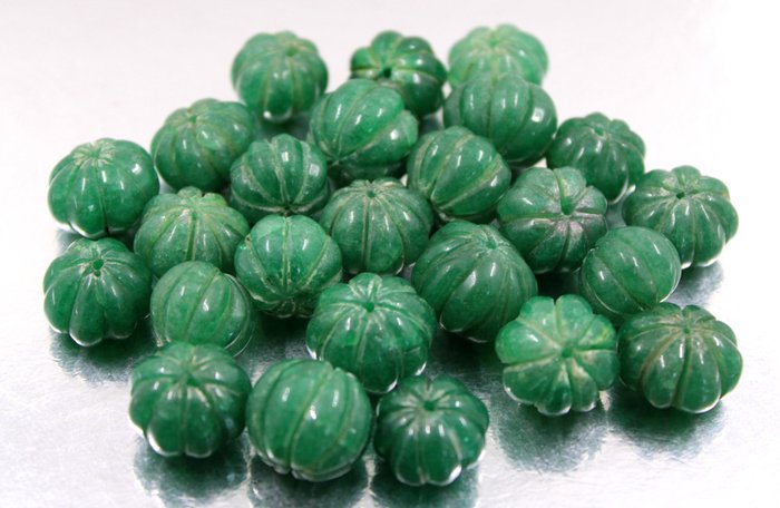 25 grote smaragden, werkelijk prachtige handgesneden pompoenkralen 520 ct. Gepolijste- 104 g