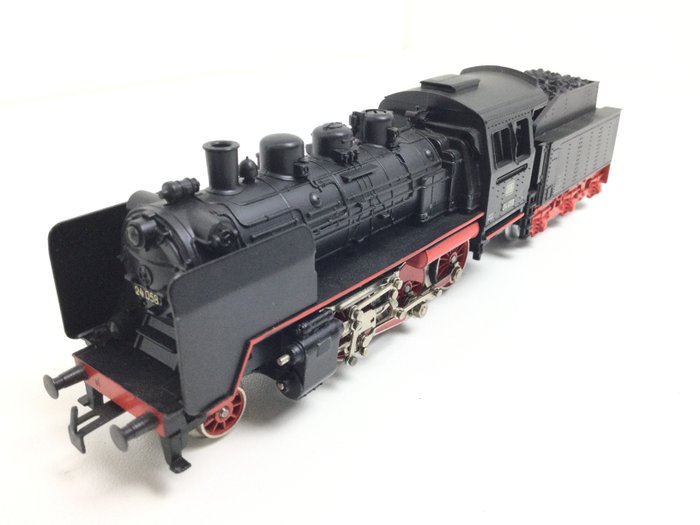 Märklin H0 - 3003 - Dampflokomotive mit Tender (1) - BR 24 „Steppenpaard“ (umgebaut auf Digital) - DB