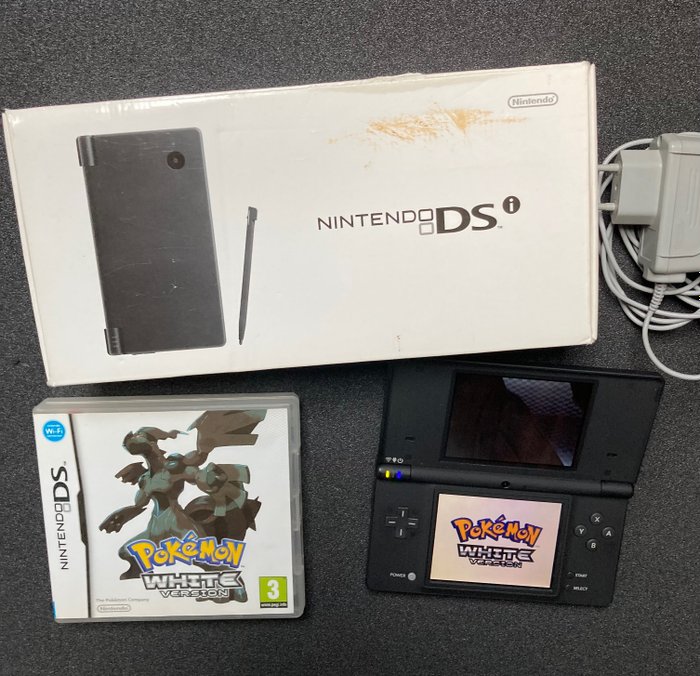 Nintendo - DSi + Pokemon white version - Video game console (2) - In original box