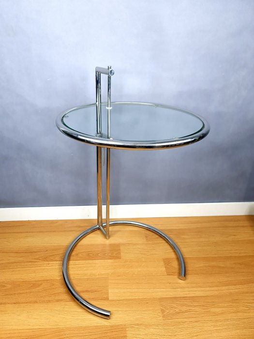 Side table (1) - 水晶, 金屬