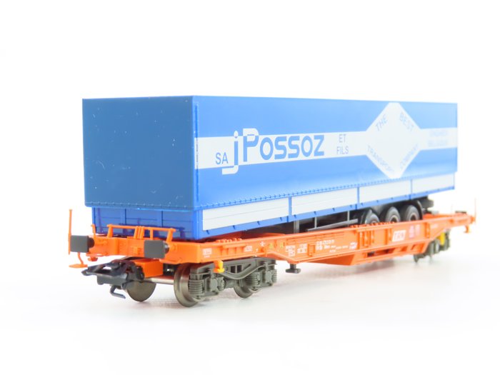 Märklin H0 - 47446 - Modellbahn-Güterwagenset (1) - Flachwagen zum Transport von Sattelaufliegern mit „Possoz“-Aufdruck - NMBS, T.R.W.
