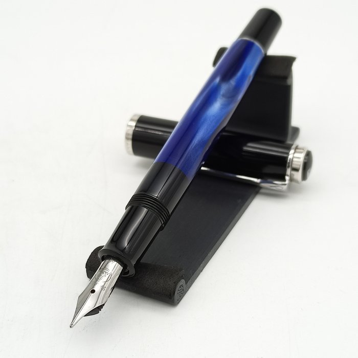 Pelikan - Classic 205 Blue-Marbled - Fountain pen