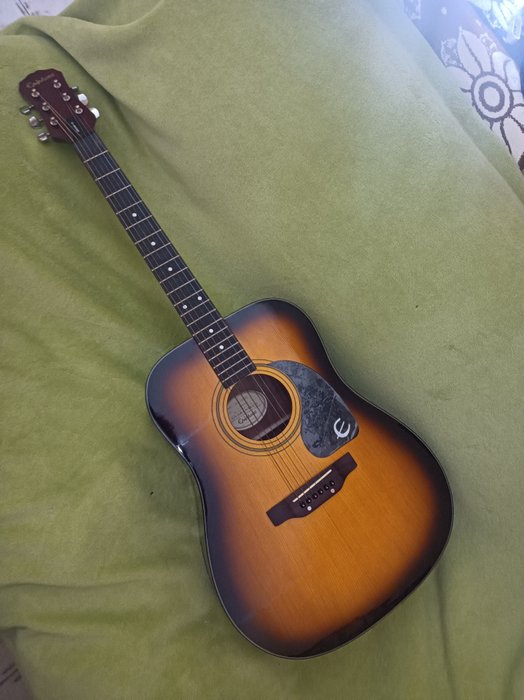 Epiphone - (by•Gibson) Pr200vbs       -serial:Z_97040012 -  - Westerngitarr - Sydkorea - 1999