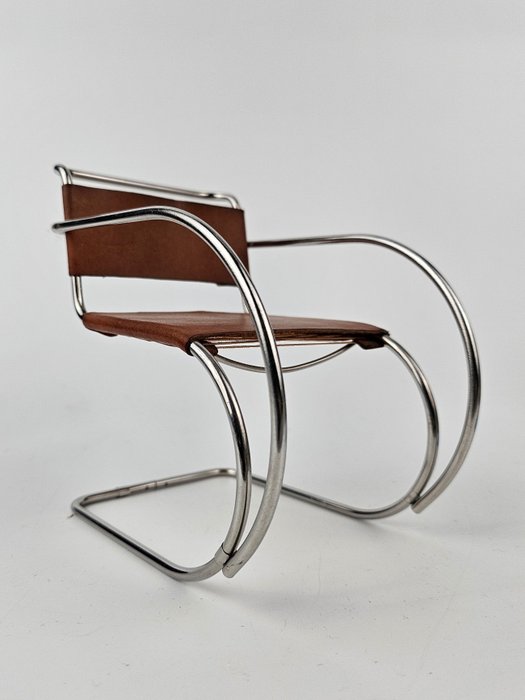 Vitra Design Museum - Ludwig Mies van der Rohe - Φιγούρα μινιατούρα - Δέρμα, Μέταλλο