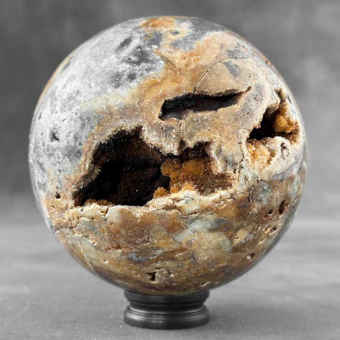 SIN PRECIO DE RESERVA - Maravillosa esfera de cristal de Yellow Stone en un soporte personalizado Piedra Amarilla- 1700 g