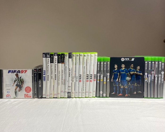 Microsoft, Sony - Collection FIFA - Ps1, Xbox, Xbox 360, Xbox One - Videospil (28) - I original æske