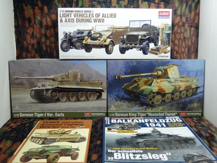 Academy - Lotto Panzer-Division con 2 mezzi corazzati + veicoli militari + 1 libro + 1 rivista - 1:72 比例的全新组装和喷漆套件 13422+13423+13416 - 1940-1949 - 德国