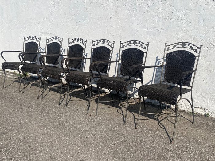Stuhl - Sechs Stühle aus Schmiedeeisen und Rattan