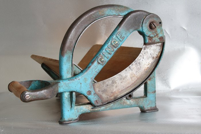 Ginge - 面包切片机 (1) - 木, 铁（铸／锻）