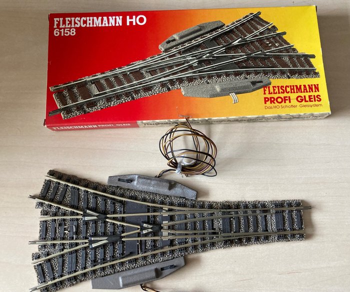 Fleischmann H0轨 - 6157W/6442 - 模型火车 (3) - 电子三路开关