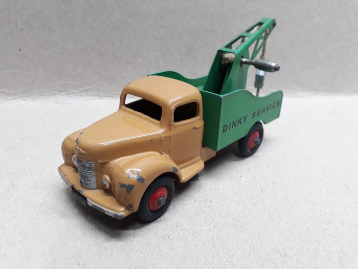 Dinky Toys 1:43 - 1 - Machetă camion - Commer Breakdown Lorry "Dinky Service"