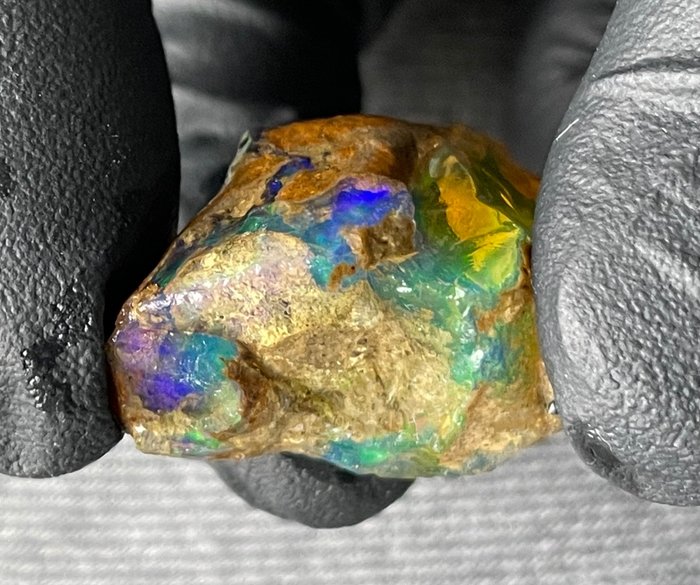 43kt Crystal Opal grov- 8,6 g