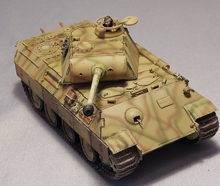 Italeri 1:35 - 2 - Modell militärt fordon - SD.KFZ. 171 PANTHER AUSF. A tank soldatini diorama - WW2