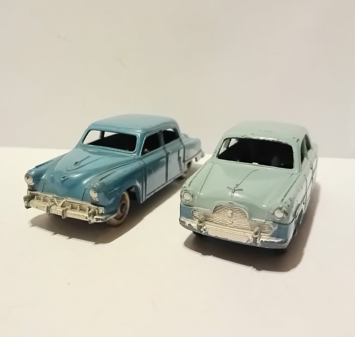 Dinky Toys 1:43 - 2 - Modell szedán - Ford Zephyr Saloon (ref. 162), Studebaker Land Cruiser (ref. 172)