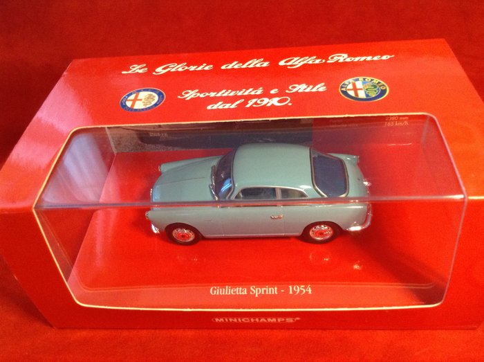 MiniChamps 1:43 - 1 - 模型賽車 - Le Glorie della Alfa Romeo - Sportività e Stile dal 1910 - 參考號#120403 阿爾法羅密歐 Giulietta Sprint 1954 - 淺藍色