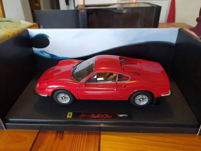 Élite par Hot wheels 1:18 - 1 - 模型車 - Ferrari Dino 246GT de1969