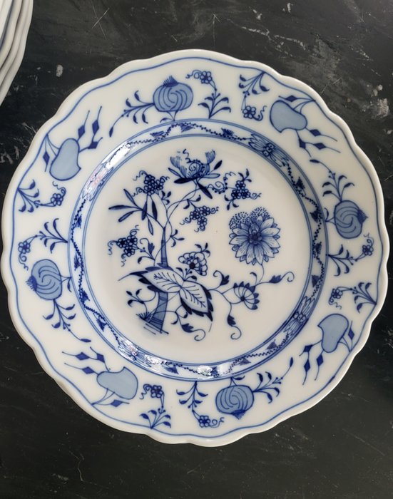 Plate (6) - Porcelain
