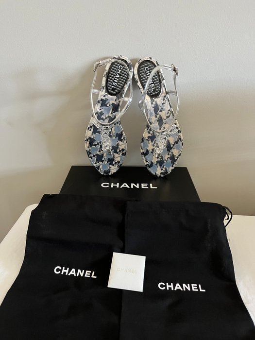 Chanel - 凉鞋 - 尺寸: Shoes / EU 39