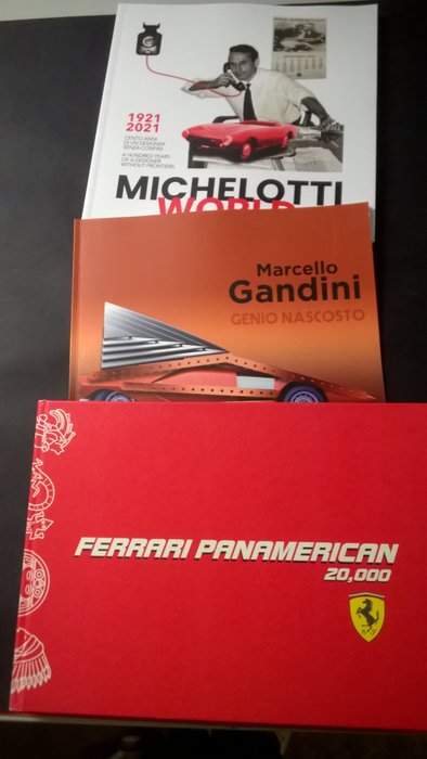 Book - Ferrari - Panamerican 20.000 / M Gandini / Michelotti - 2006