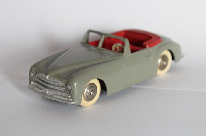 Dinky Toys 1:43 - 1 - 模型汽车 - ref. 24S Simca 8 Sports