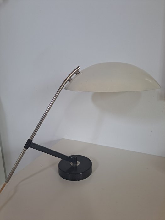 Artimeta - Floris H. Fiedeldij - Bordlampe - Modell M2 - Metall
