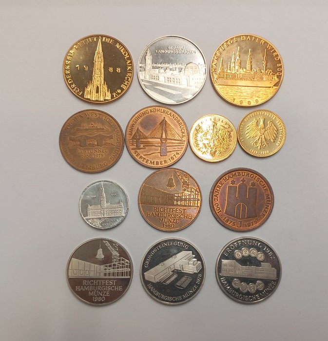 Tyskland, Hamburg. 13 Medaillen (verschiedene) 20 Jhdt