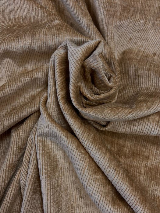 PRESTIGIOUS THOUSAND STRIPED VELVET SAND COLOR MADE IN ITALY WITHOUT RESERVE! - Upholstery fabric - 500 cm - 150 cm