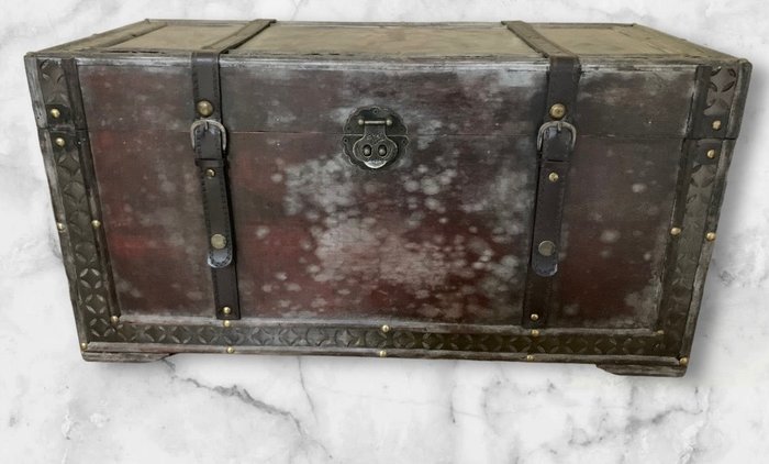 Koffert (1) - Läder, Trä