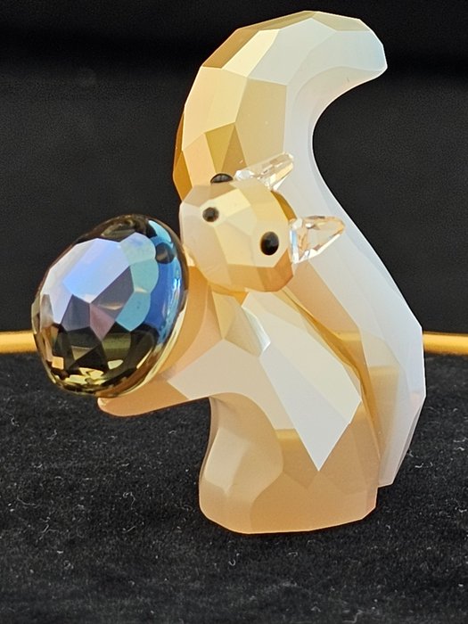 Swarovski - Lovlots - Figurine - Gracy Squirrel 1 041 377 - Kristall