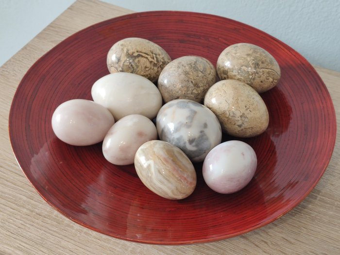 Colección temática - huevos de mármol