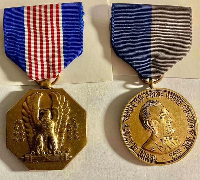 Statele Unite ale Americii - Medalie - Zwei Amerikanische - Auszeichnungen - Orden