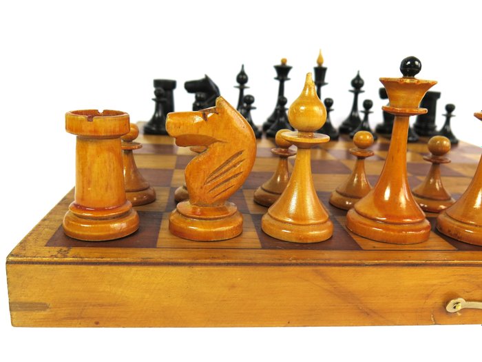 Zestaw szachowy - Drewno