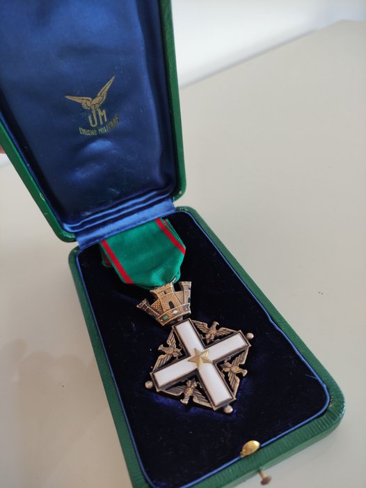 義大利 - 排名徽章 - Distintivi insegne da Cavaliere della Repubblica Italiana (OMRI ordine onorificenza). - 20世紀後期