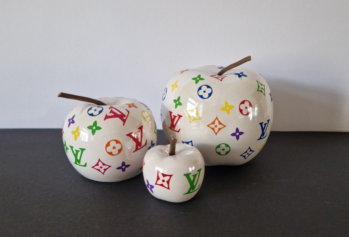 henq - The apple louis vuiton triple color