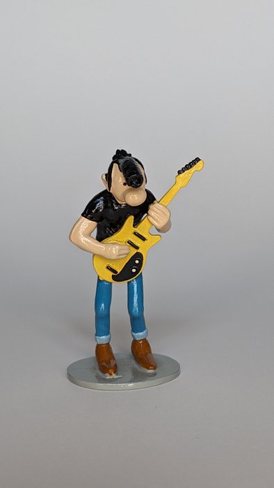 Lucien - Figurine Pixi 5301 - solo de guitare