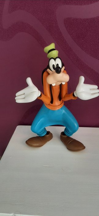 Disney - Statuette - DINGO trés étonné (version originale) - 1 Standbeeld