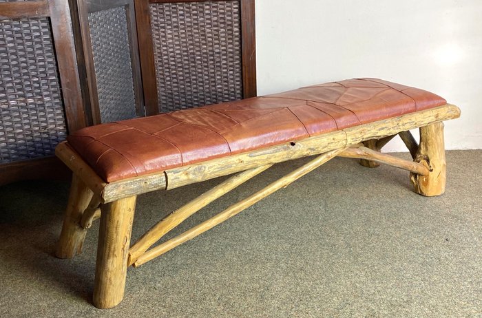 1990-200 - 板凳 (1) - 乡村长凳，天然木材和皮革
