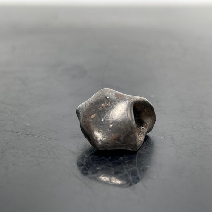 Sikhote-Alin Meteorit Hervorragende Qualität, Metallmeteorit - 9.5 g