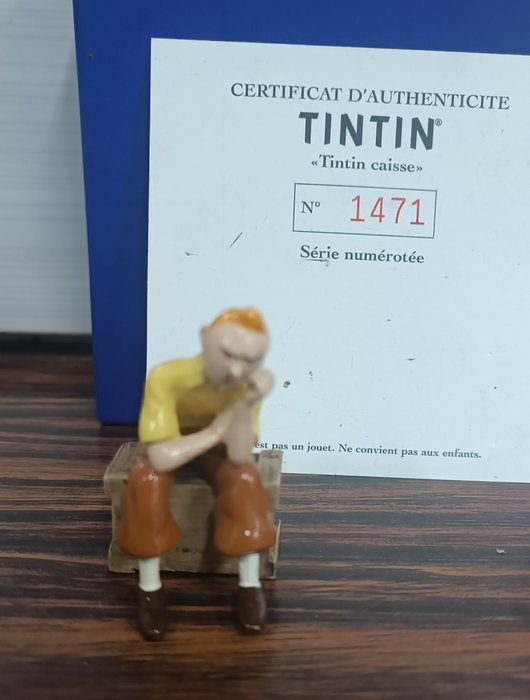 Moulinsart - Tintin - 46904 - Tintin sur la caisse - Les cigares du pharaon