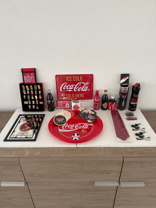 Coca-Cola - 广告标牌 (60) - 塑料, 玻璃, 铁（铸／锻）