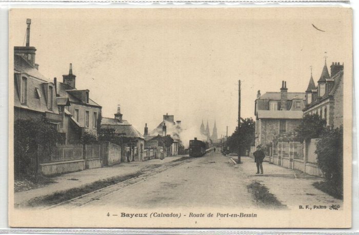 Frankreich - Eisenbahnen – Züge, (Dampf-)Straßenbahnen, Bahnhöfe an verschiedenen Orten. - Postkarte (38) - 1900-1940