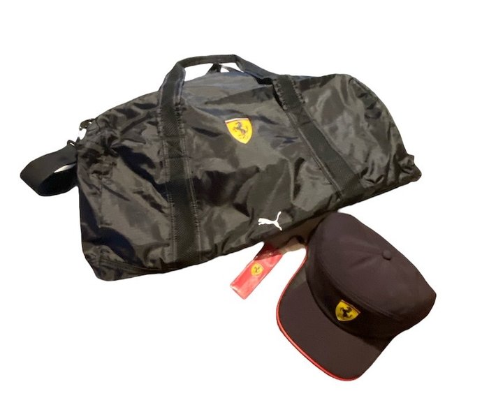 包袋和帽子 - 体验法拉利 - Ferrari